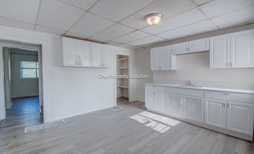 332 Bridge St in Gary, IN - Building Photo - Building Photo