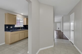 12411 Westwold Dr in Tomball, TX - Building Photo - Building Photo