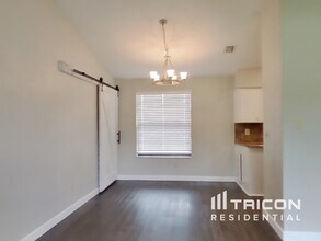 5631 Touro Dr in Port Orange, FL - Building Photo - Building Photo