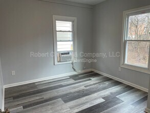 689 Winchester Ave in New Haven, CT - Building Photo - Building Photo
