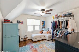 4925 Walsh Ave, Unit 1 in East Chicago, IN - Foto de edificio - Building Photo