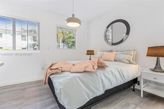 557 Michigan Ave in Miami Beach, FL - Building Photo - Building Photo