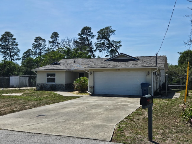 property at 5179 Montford Cir