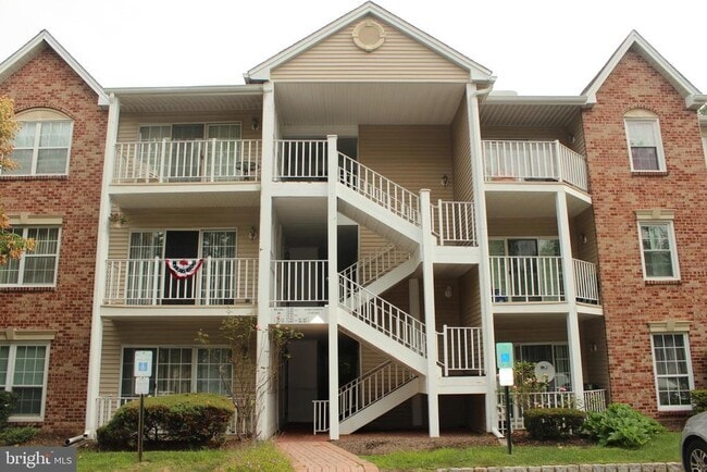 property at 84 Cheverny Ct