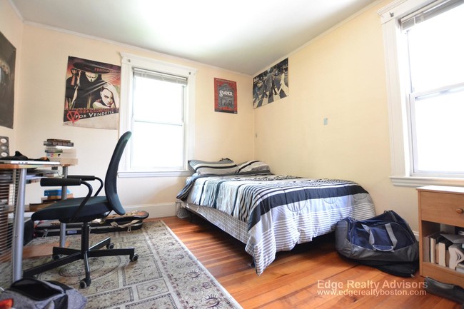 268 Allston St, Unit 1 in Boston, MA - Building Photo - Building Photo