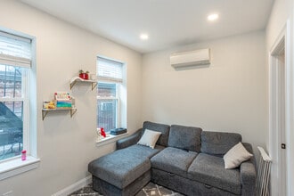 15 Bartlett Pl in Boston, MA - Foto de edificio - Interior Photo