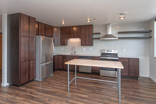 Area 57 C/D in Bismarck, ND - Building Photo