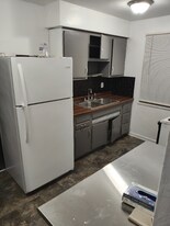 216 E Bruce Ave in Dayton, OH - Building Photo