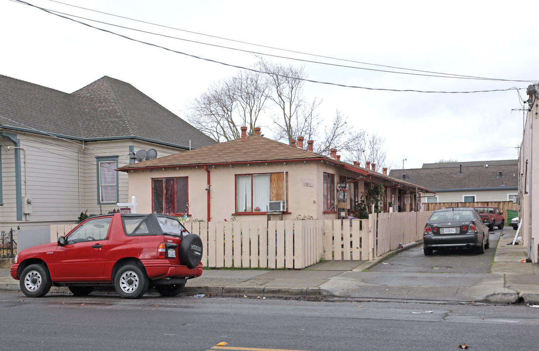 1011 Locust St in San Jose, CA - Building Photo