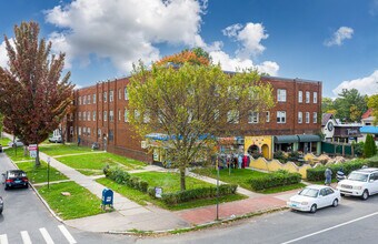 527-535 Farmington Ave in Hartford, CT - Foto de edificio - Primary Photo