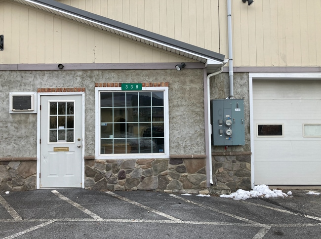 338 Buchanan Trl in McConnellsburg, PA - Building Photo - Building Photo