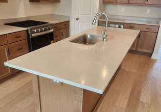 328 Foxtail Ln in Chalfont, PA - Foto de edificio - Building Photo