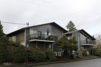 Iron House in Lake Oswego, OR - Building Photo - Building Photo