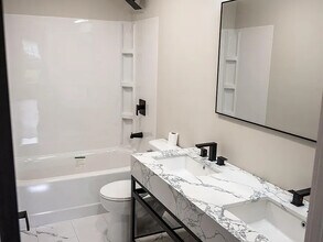 916 E Dixon St in Kokomo, IN - Building Photo - Building Photo