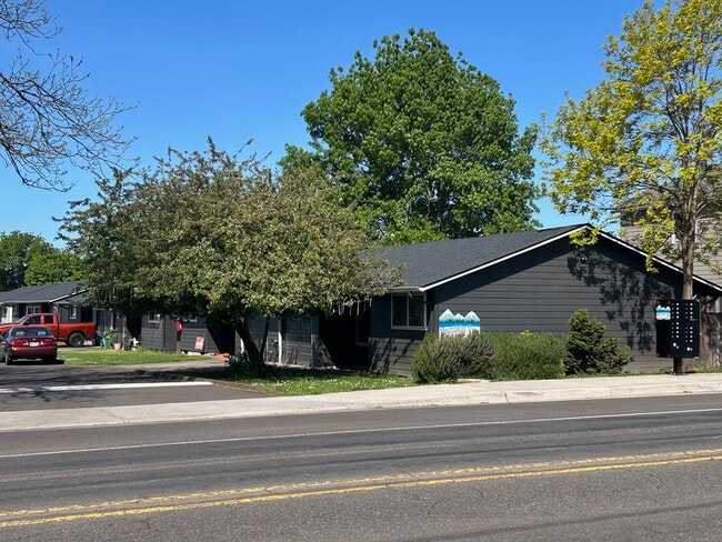 #333 MOUNTAIN VIEW DUPLEXES