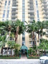 2350 NE 135th St, Unit 308 in North Miami, FL - Building Photo - Building Photo