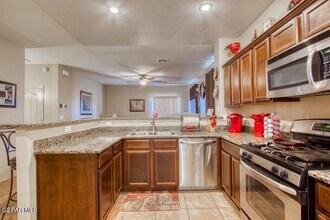 14444 Jacinto Ramos Ave in El Paso, TX - Building Photo - Building Photo