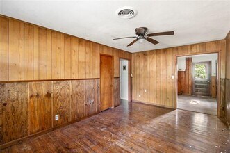 320 16th St SW in Paris, TX - Building Photo - Building Photo