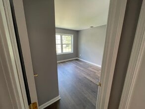 29 N 4th St, Unit 2 nd Flr in Paterson, NJ - Building Photo - Building Photo