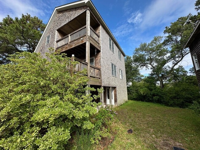 property at 103 Collins Ct