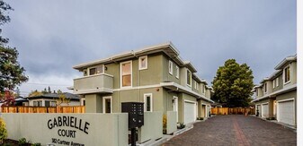 382 Curtner Ave in Palo Alto, CA - Building Photo