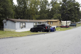 Pinebrook Mobile Home Community in Douglasville, GA - Building Photo - Building Photo