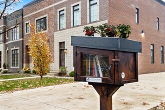 824 W Moss Ave in Peoria, IL - Building Photo - Building Photo