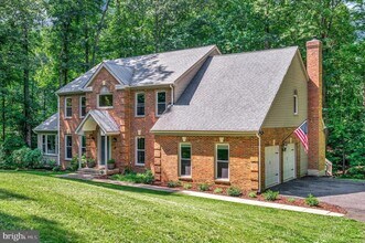 2 English Hills Dr in Fredericksburg, VA - Building Photo - Building Photo