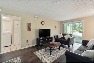 144 Scandia Cir in Athens, GA - Building Photo - Building Photo