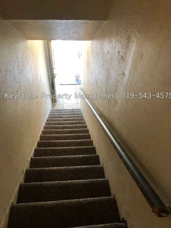 111 1/2 E Evans Ave in Pueblo, CO - Building Photo - Building Photo