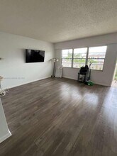 82 Fanshaw B in Boca Raton, FL - Building Photo - Building Photo