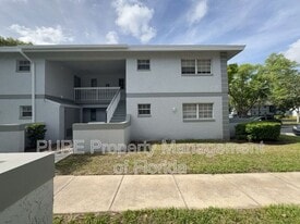 454 Fairways Cir in Ocala, FL - Building Photo