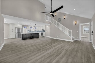 101 N 6th St in Carolina Beach, NC - Building Photo - Building Photo