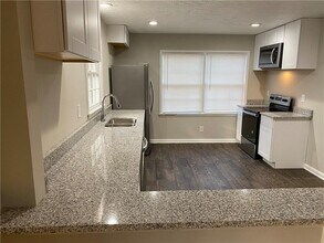 2057 Willamette Way in Decatur, GA - Building Photo - Building Photo