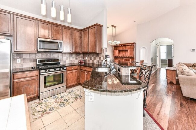 property at 512 Sunset View Terrace SE