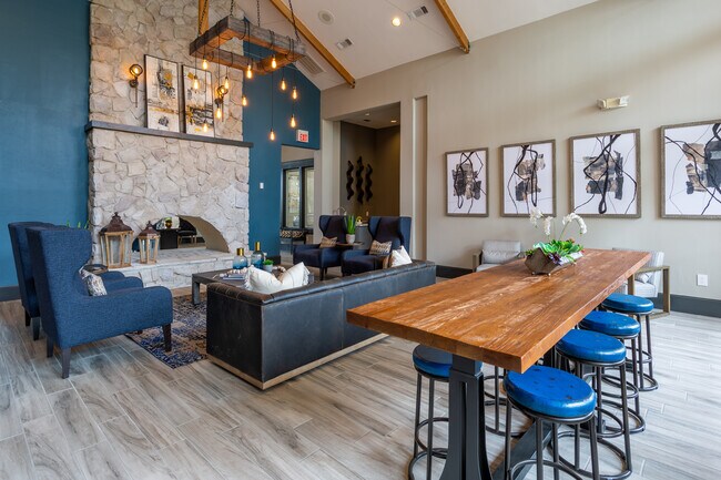 Mission Ranch Apartments in San Antonio, TX - Foto de edificio - Interior Photo