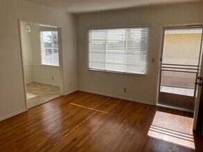 1001 Hill St, Unit 4 in Santa Monica, CA - Building Photo - Building Photo