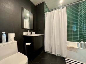 24 Ford St in Brooklyn, NY - Building Photo - Building Photo