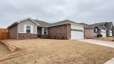 12413 Armstrong Drive in Oklahoma City, OK - Building Photo - Building Photo