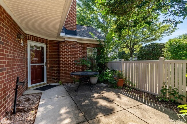 1542 Patriot Cir in Glen Allen, VA - Building Photo - Building Photo