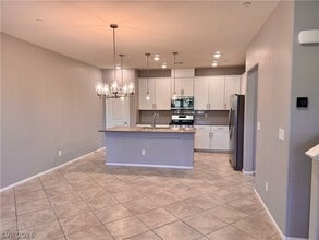 2848 Alenga St in Henderson, NV - Building Photo - Building Photo