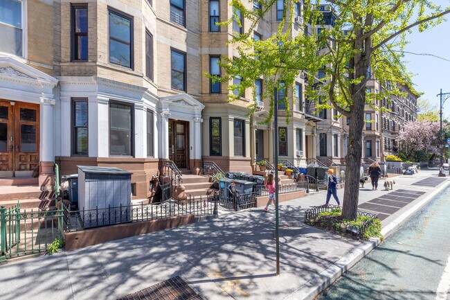 487 9Th Street in Brooklyn, NY - Building Photo - Building Photo