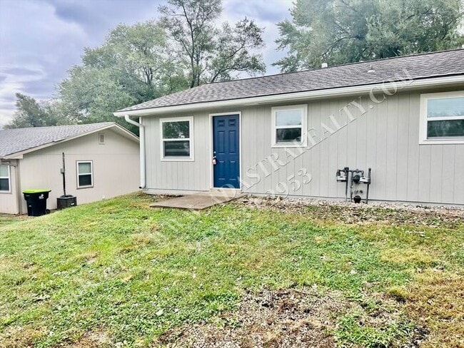 6003 E 151 Terrace