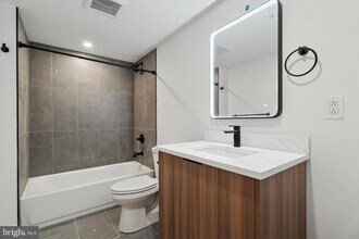 808 N 3rd St in Philadelphia, PA - Building Photo - Building Photo