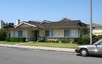 16691 Tunstall Ln in Huntington Beach, CA - Building Photo - Building Photo