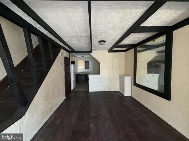 property at 4929 N Franklin St