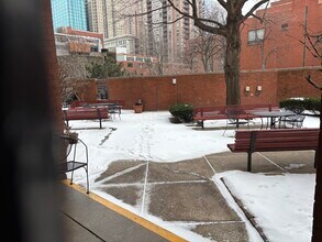 901 S Plymouth Ct, Unit 1402 in Chicago, IL - Building Photo - Building Photo