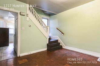 1217 Hunter St in Harrisburg, PA - Building Photo - Building Photo