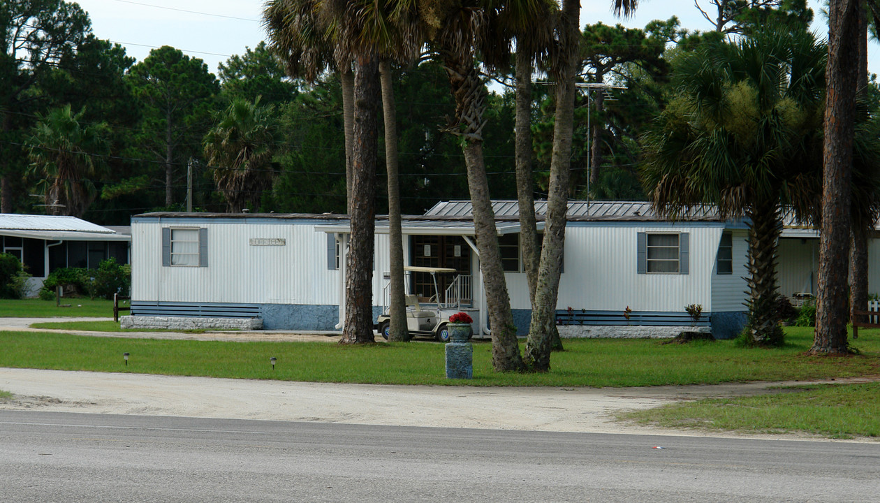 SugarMill Mobile Home and RV Park in New Smyrna Beach, FL - Building Photo