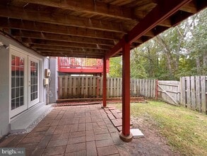 5052 Harford Ln in Burke, VA - Building Photo - Building Photo